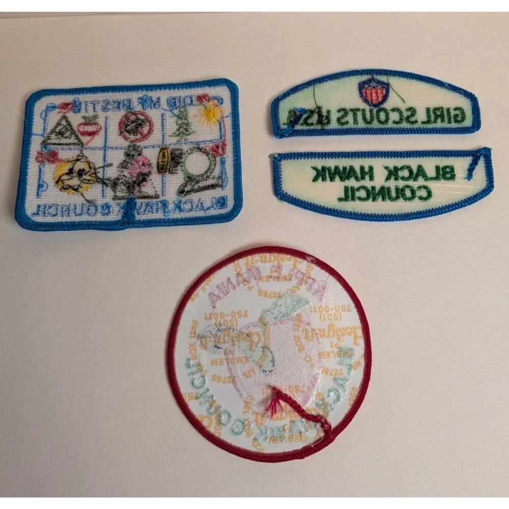 VTG 1990s Girl Scouts USA Wisconsin Black Hawk Council Troop ID Patch Badge Set